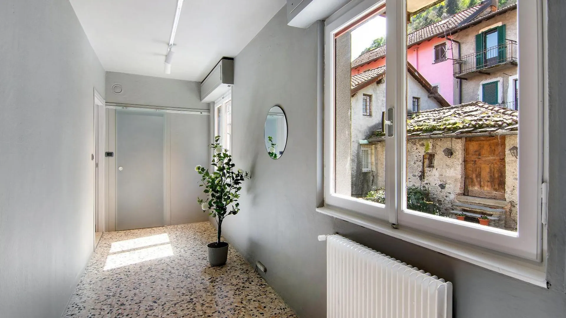Dongo Garden Apartment Italy